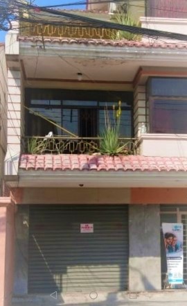 Avenida Eloy Velasquez Cevallos #30. Alquilo local comercial 42m2. Valor $500. Fono: 098-3814779.