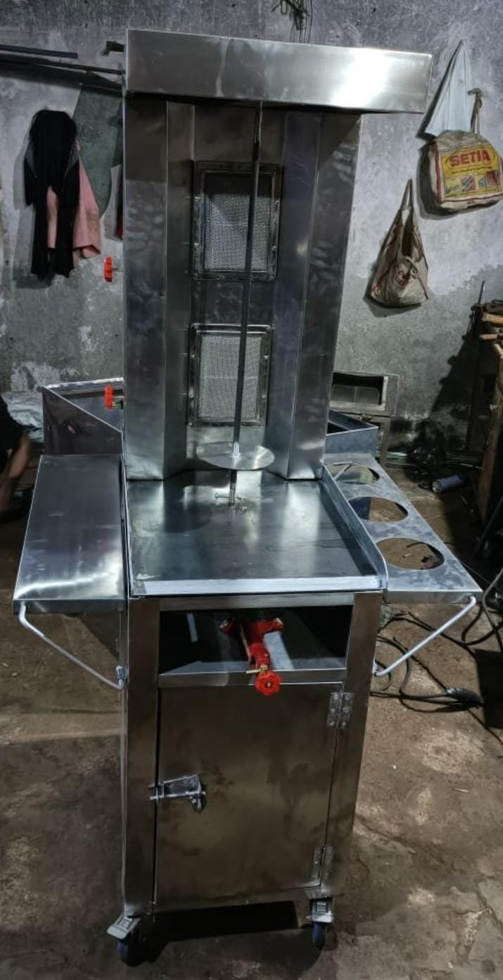 Máquina para hacer shwarma a gas información: 0995458252.